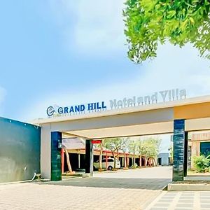 Grand Hills Hotel Banyuwangi Mitra Reddoorz
